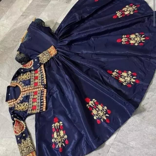 Girl embroidery froak